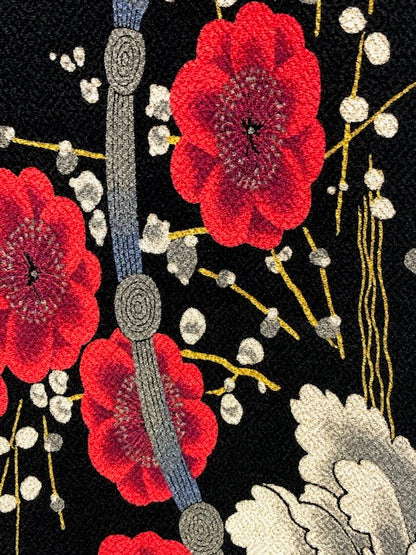 CREPE KNIT FABRIC WITH FLORAL PRINT