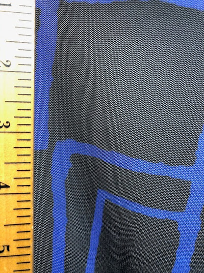 MESH GEOMETRIC KNIT PRINT