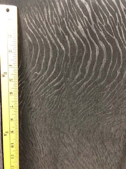 JERSEY FABRIC WITH EMBOSS PRINT