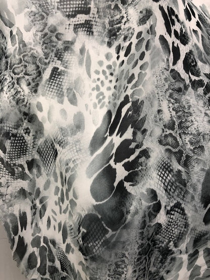 CHIFFON ANIMAL PRINTED FABRIC